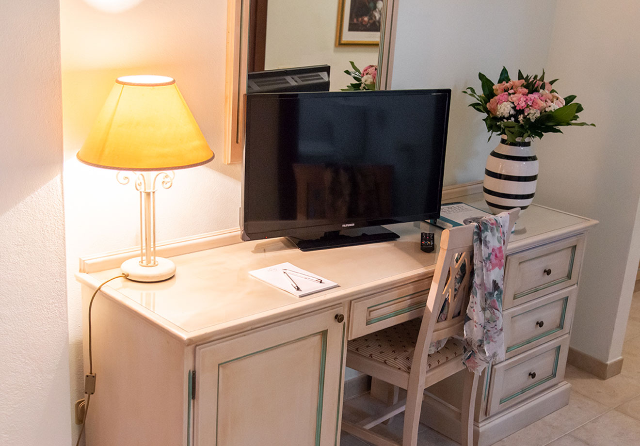 Single rooms in Italy