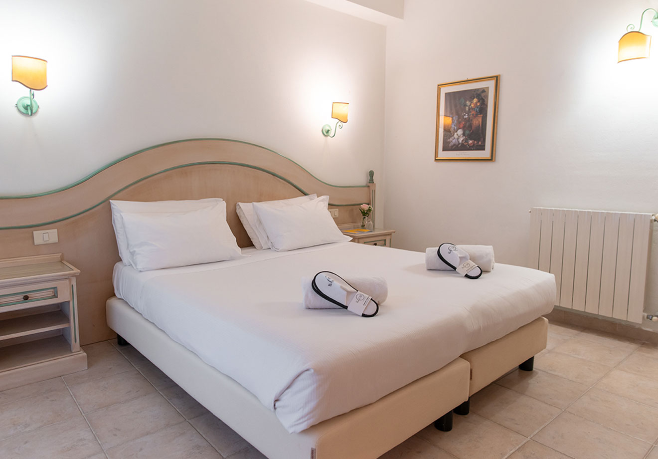 Classic rooms in Italy