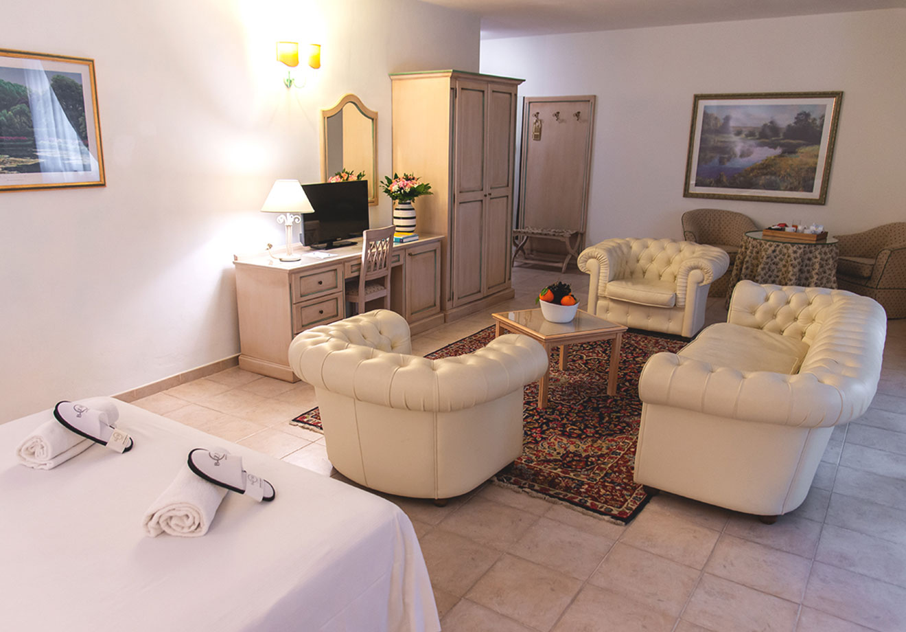 Classic rooms in Italy