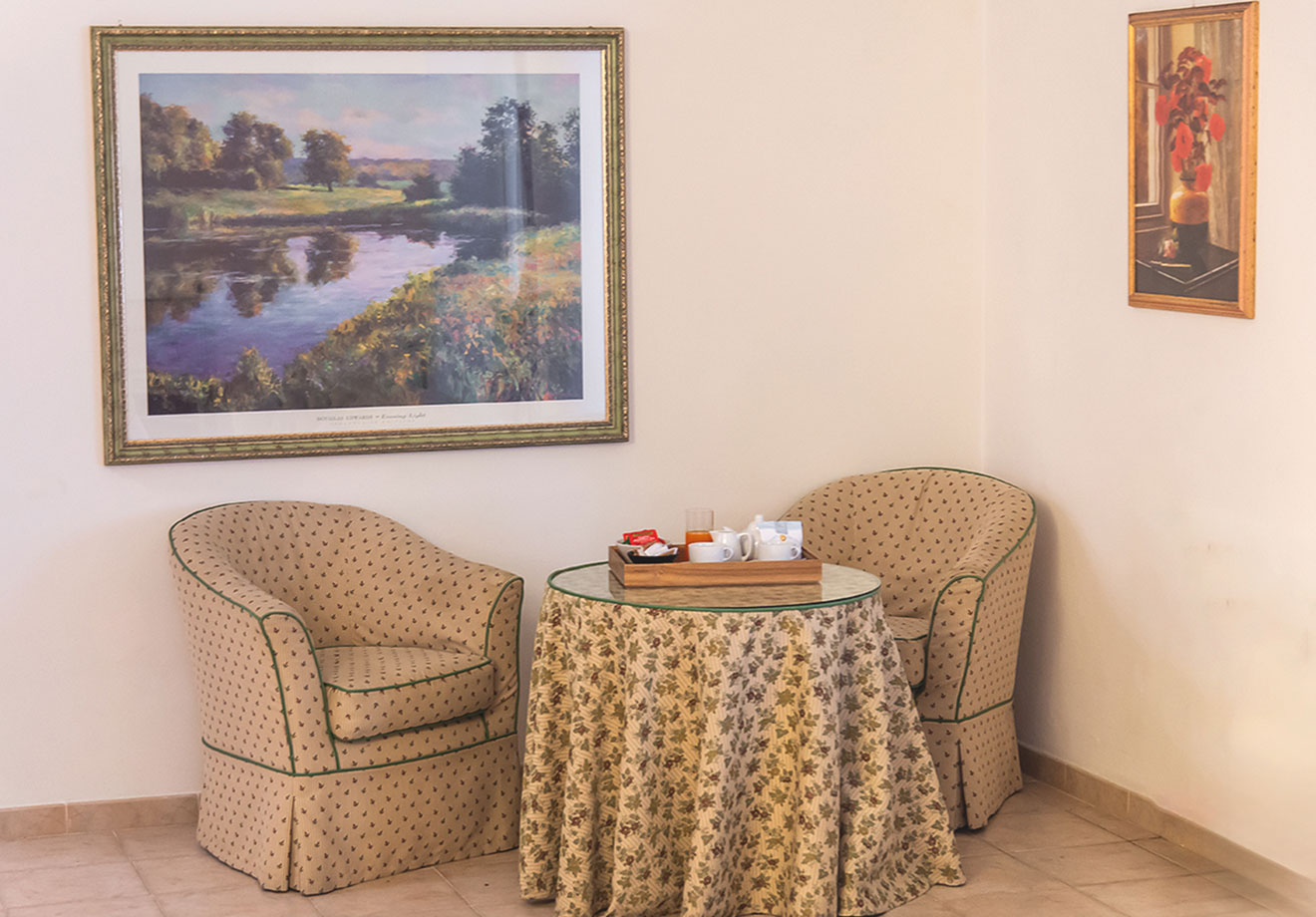 Classic rooms in Italy