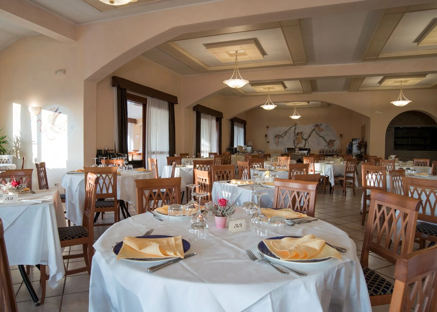 Restaurants and Bar in Italy